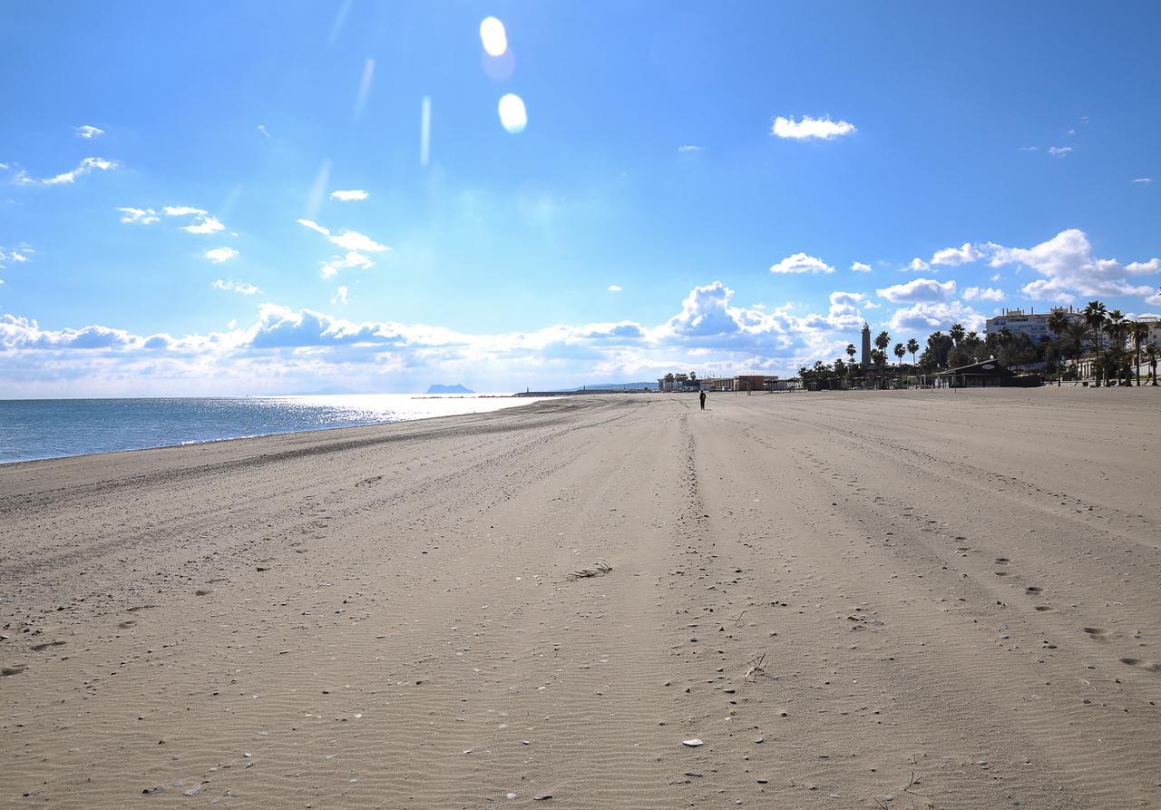 Renthas Good Life Apartment Estepona Luaran gambar
